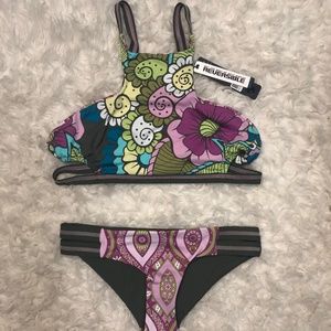 Kids Wave Life 2-Piece Reversible Bathing Suit NWT